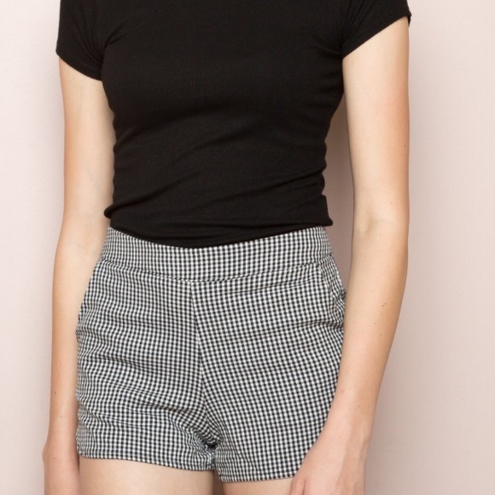Brandy Melville Rumi Shorts NWOT